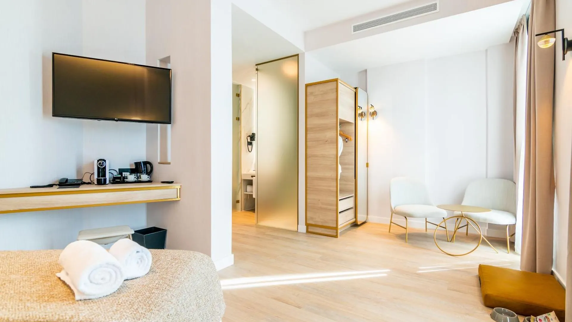 Hotel Malaga Vibes 3*,  Spain