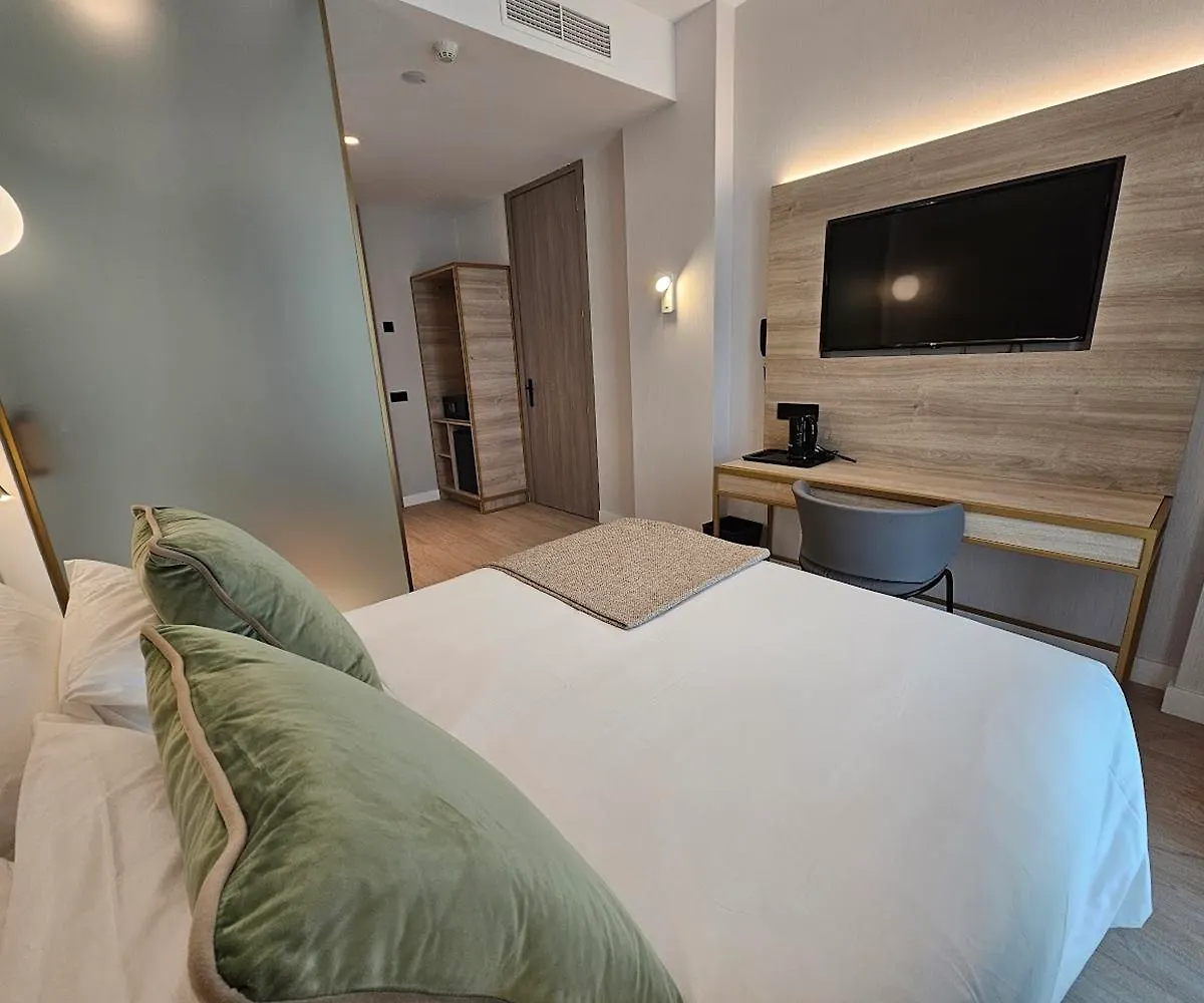 ***  Hotel Malaga Vibes 스페인